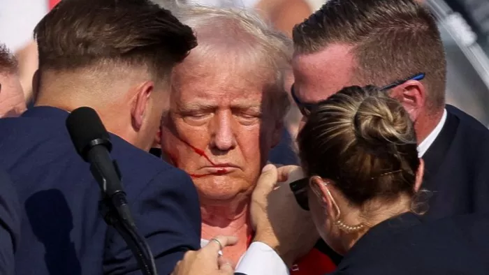 दो गवाहों ने बताया Trump पर हमला करने से पहले का मंजर (Image: Reuters)