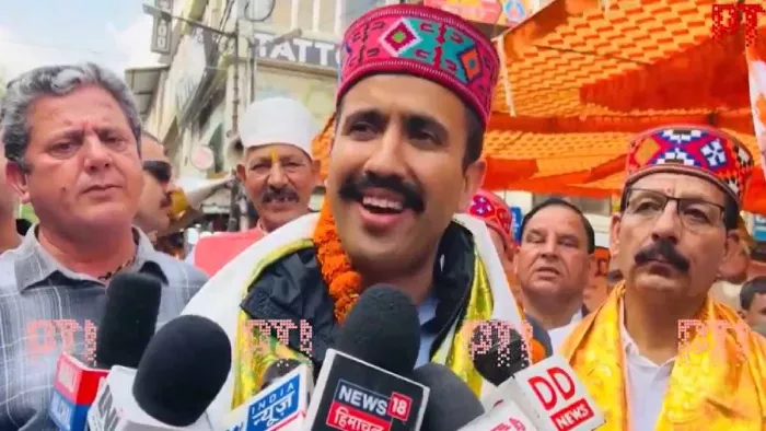 Himachal News: होम स्टे को लेकर कानून बनाएगी हिमाचल सरकार, बोले विक्रमादित्य सिंह।