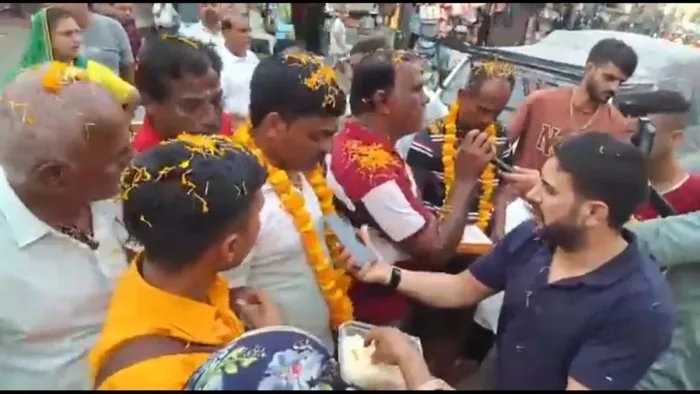 उत्तर प्रदेश से आए श्रद्धालुओं ने सरकार द्वारा किए गए प्रबंधों पर संतोष जताया और सुरक्षा व्यवस्था की सराहना की।