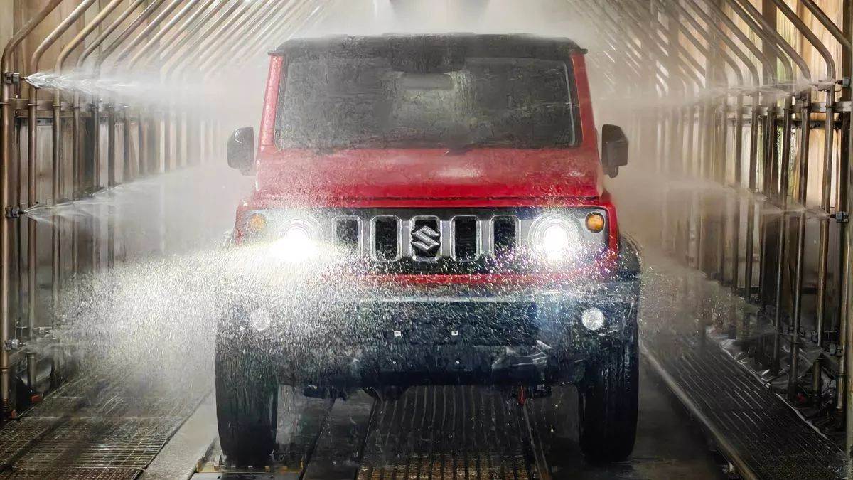 https://www.jagranimages.com/images/newimg/14072025/14_07_2025-suzuki_jimny_facelift_23983796.jpg