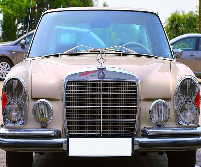 https://www.jagranimages.com/images/newimg/14082021/14_08_2021-car_21929098.jpg