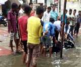 हर बार बारिश के बाद बढ़ रही गली-मोहल्लों में जलजमाव की पीड़ा। फोटो- जागरण