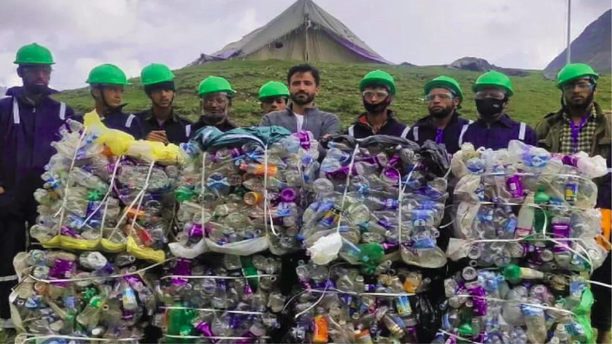 Amarnath Yatra 2022 : अमरनाथ यात्रा मार्गों व शिविरों को किया जा रहा कचरा मुक्ति, प्लास्टिक कचरे का होगा री-साइकिल