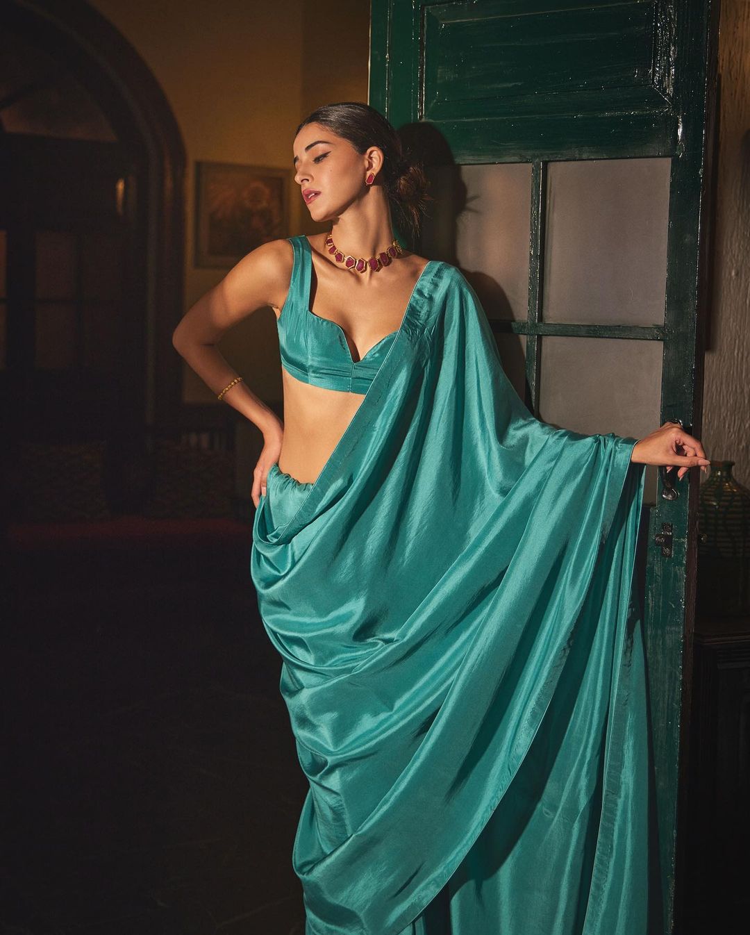 Learn how to make even a simple saree look stylish and glamorous from Ananya Pandey