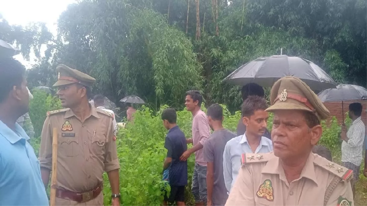 Sonbhadra News: लगातार दूरसे दिन बाघ की खोज जारी, वन विभाग ने चलाया सर्च अभियान; ग्रामीणों में दहशत
