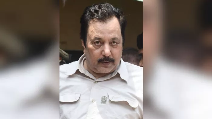 रंगदारी के मामले में अखिलेश दुबे और सहयोगी लवी मिश्रा की रिमांड मंजूर