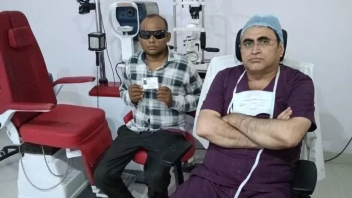 आई फ्लू के बारे में डॉक्टर ने दी सलाह। (जागरण)