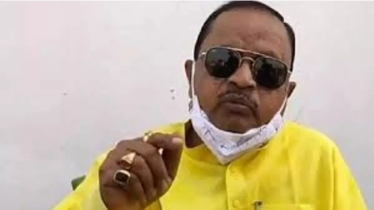 बिहार चुनाव से पहले मचा घमासान, JDU सांसद ने अपने ही पार्टी के विधायक गोपाल मंडल पर दर्ज कराया FIR