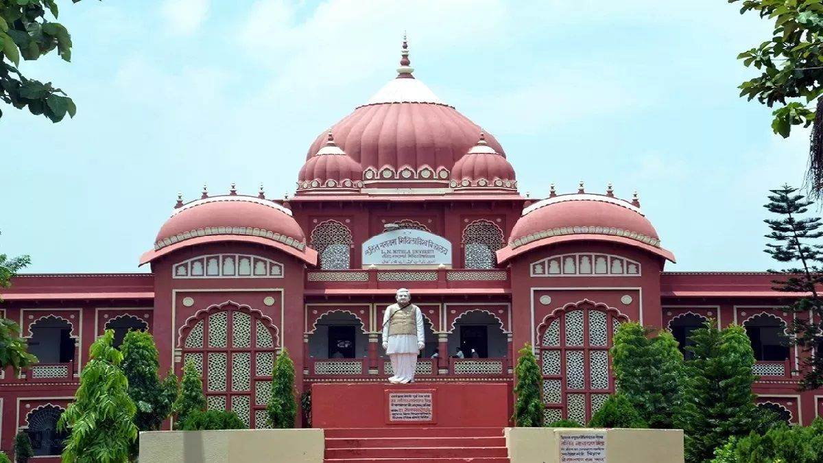 https://www.jagranimages.com/images/newimg/14082025/14_08_2025-lnmu_24013428_19496341.jpg