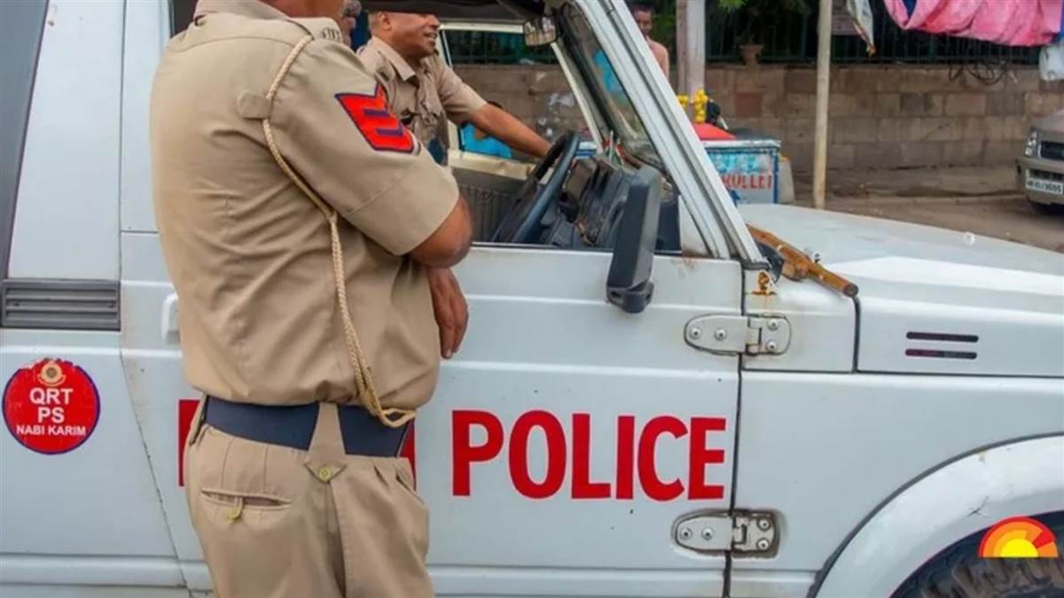 https://www.jagranimages.com/images/newimg/14082025/14_08_2025-police_24013546_21394948.jpg