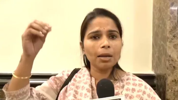 बर्खास्तगी के बाद विधायक पूजा पाल बोलीं