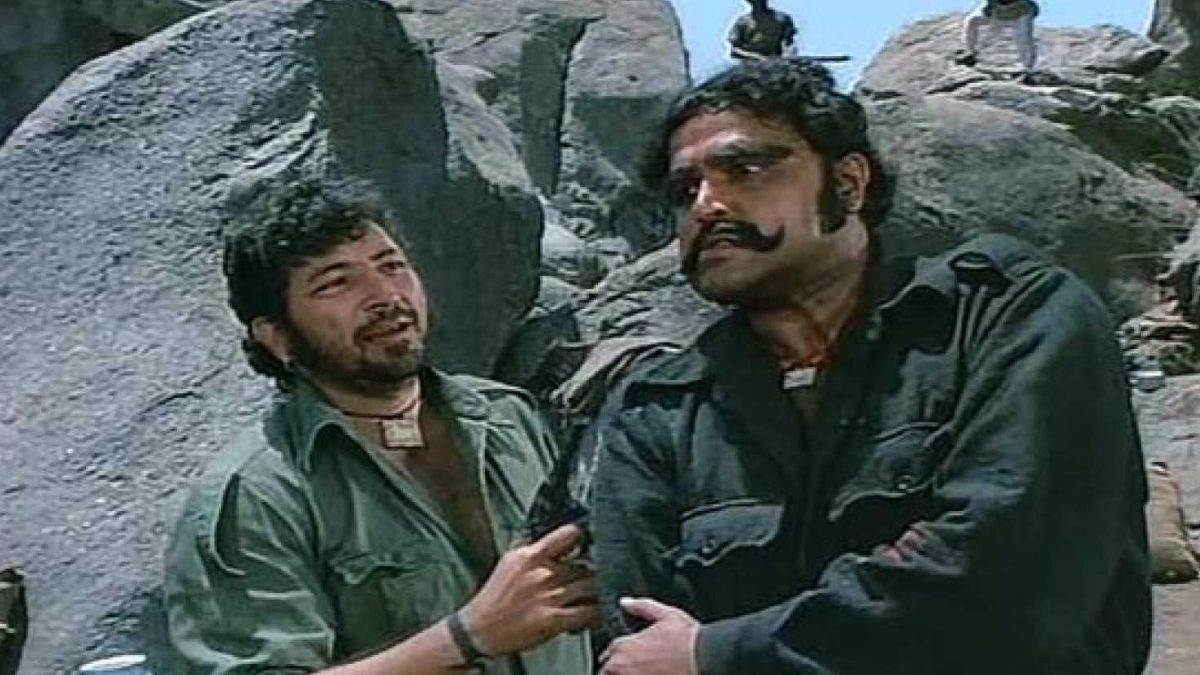 https://www.jagranimages.com/images/newimg/14082025/14_08_2025-sholayinpakistan_24012580.jpg