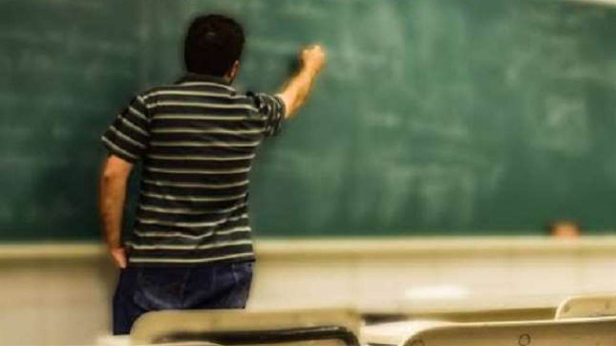 fake caste certificate teacher in bareilly used false documents for job