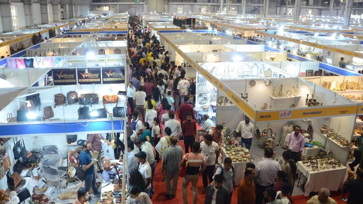 https://www.jagranimages.com/images/newimg/14082025/14_08_2025-trade_show_24012599.jpg