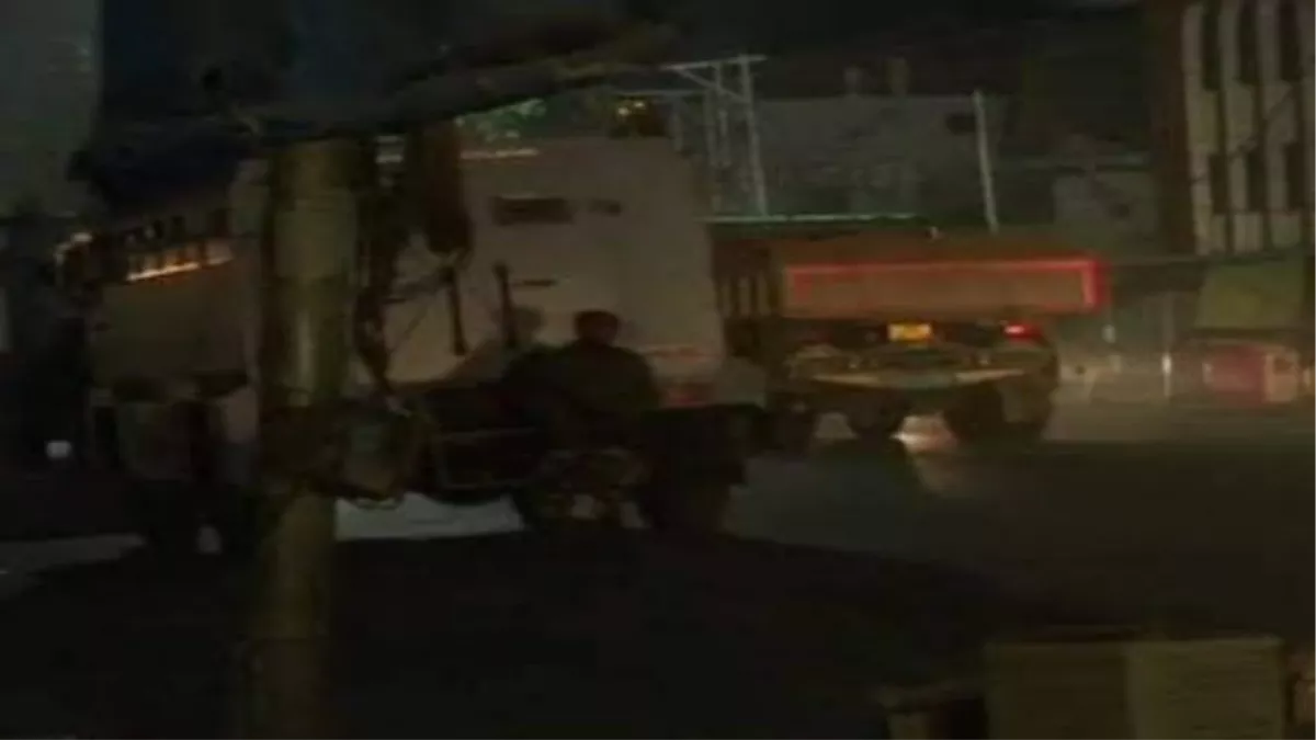 Nowgam Encounter: नौगाम में दो आतंकी ढेर, Tral में सीआरपीएफ बंकर पर ग्रेनेड से हमला