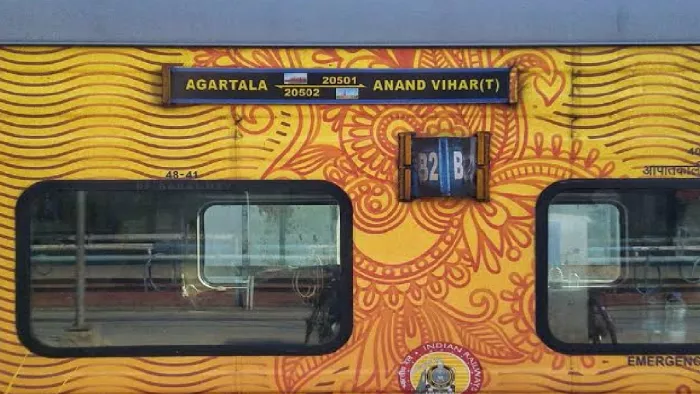 जल्द शुरू होगी अगरतला टू आनंद विहार तेजस राजधानी एक्सप्रेस।