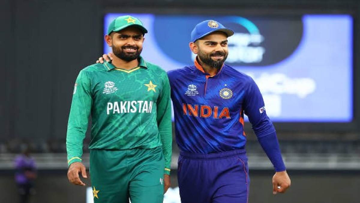 https://www.jagranimages.com/images/newimg/14092023/14_09_2023-babar_azam_with_virat_kohli_23529698.jpg