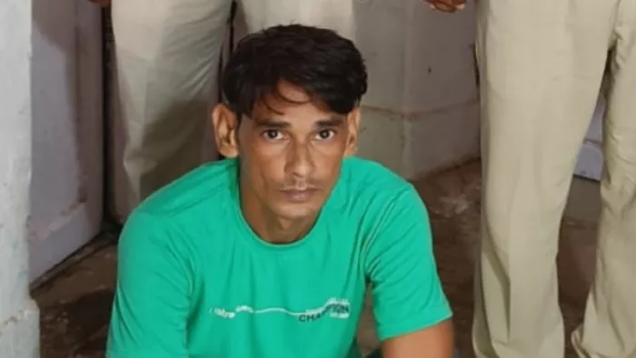 अश्लील वीडियो बना ब्लैकमेल करके रकम ऐंठने वाला गिरफ्तार।