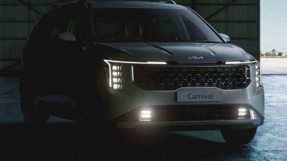 https://www.jagranimages.com/images/newimg/14092024/14_09_2024-_kia_carnival_23796456.jpg