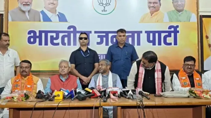 एक बार फिर भाजपा के हुए अमित यादव व जय प्रकाश वर्मा। (जागरण फोटो)