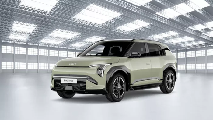 नई Kia EV3 साल 2025 में हो सकती है लॉन्च।
