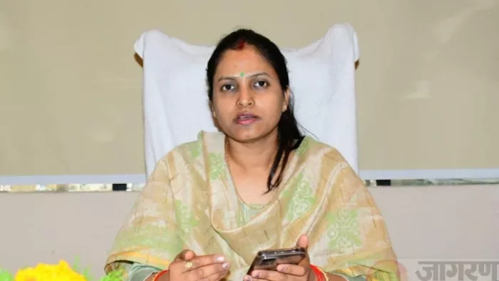 निधि गुप्ता वत्स डीएम बनी अमरोहा की डीएम