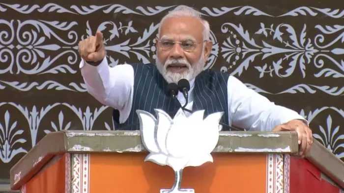 PM Modi Rally in Jammu: पीएम मोदी ने डोडा में किया चुनावी जनसभा, कांग्रेस-पीडीपी-नेकां पर किया जोरदार हमला।