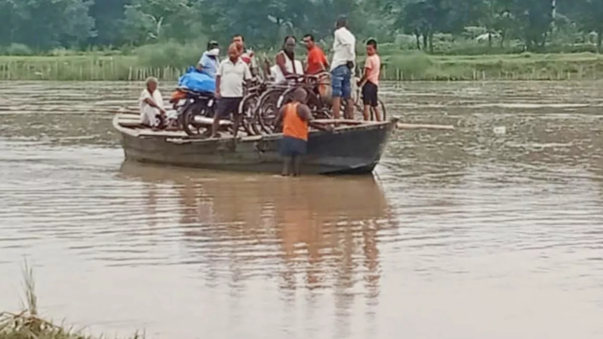 13 साल, 31 करोड़ और अधूरा सपना, कभी चचरी तो कभी नाव के सहारे हिचकोले खा रही जिंदगी