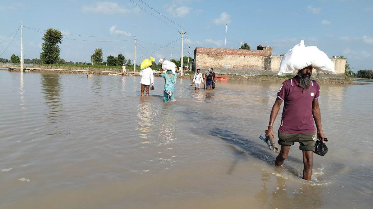 https://www.jagranimages.com/images/newimg/14092025/14_09_2025-fazilka__1_24046757.jpg