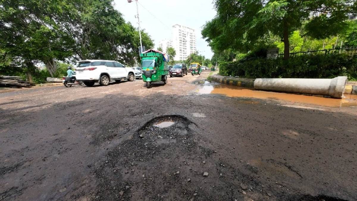 https://www.jagranimages.com/images/newimg/14092025/14_09_2025-gurugram_news_update_61_24046571.jpg