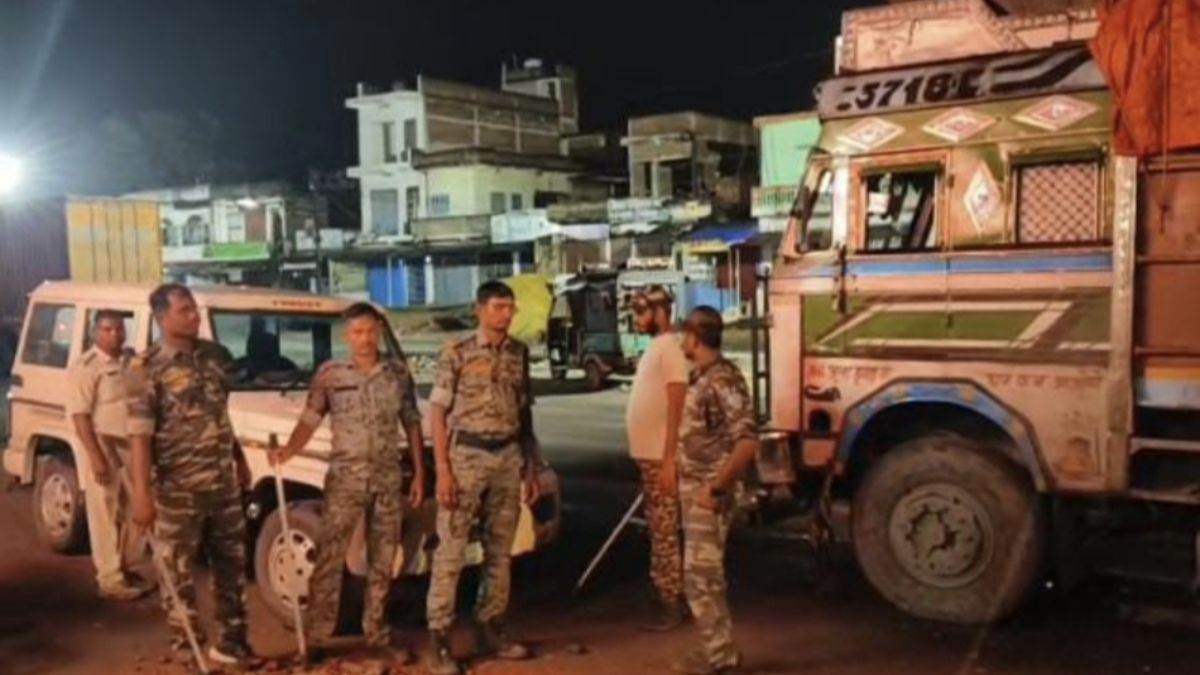 https://www.jagranimages.com/images/newimg/14092025/14_09_2025-hazaribag_crime_news_24046366.jpg