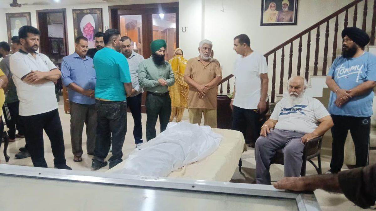 https://www.jagranimages.com/images/newimg/14092025/14_09_2025-jalandhar_accident_news_24046327.jpg