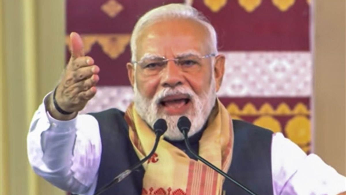 https://www.jagranimages.com/images/newimg/14092025/14_09_2025-pm_modi_assam_rally_24046763.jpg