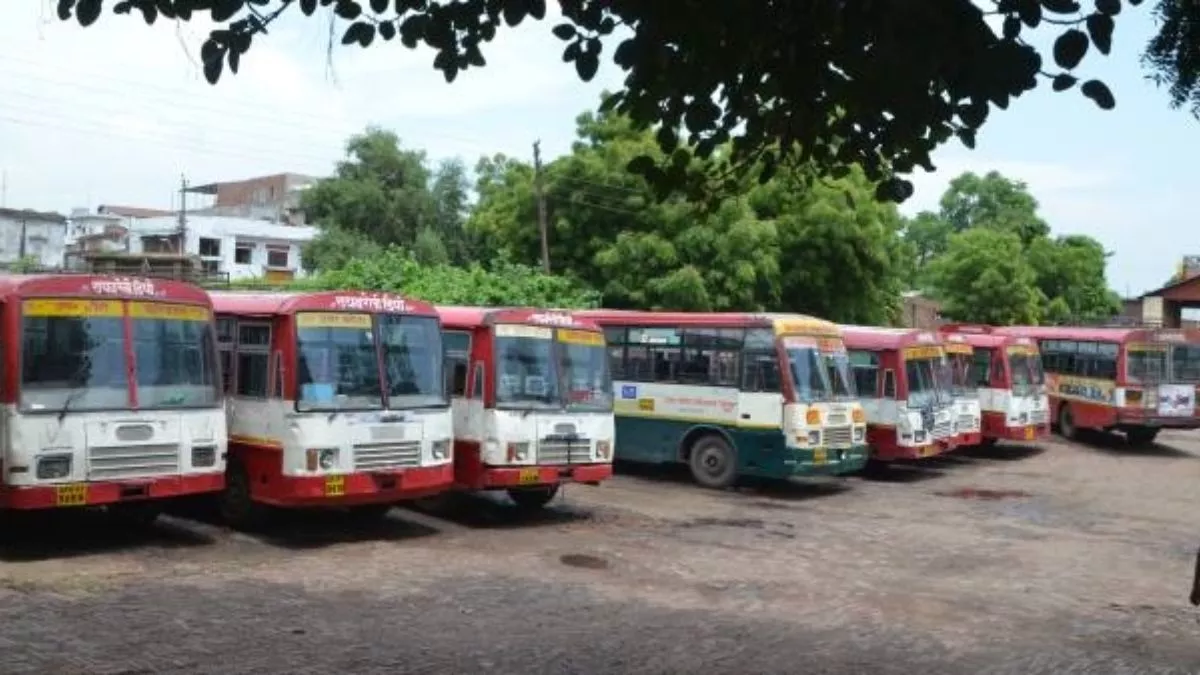 https://www.jagranimages.com/images/newimg/14092025/14_09_2025-transport_24046744_135258323.jpg