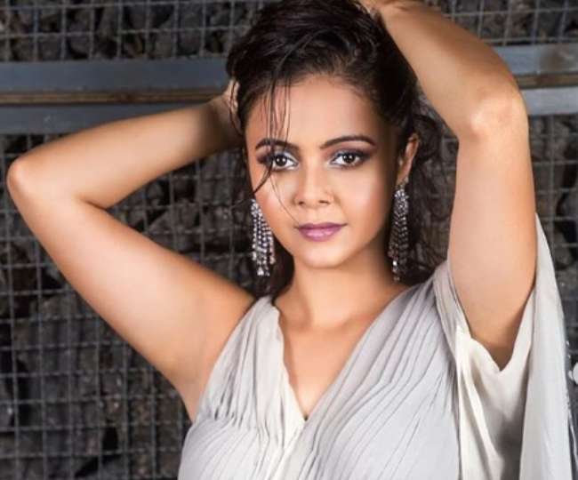 Bigg Boss 13 Queen Of BB House Devoleena Bhattacharya Has Big Controversy In Her Past