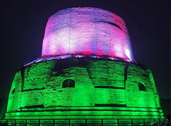 sri lankan team will worship for world peace in sarnath buddhist temple team will come from kushinagar to varanasi