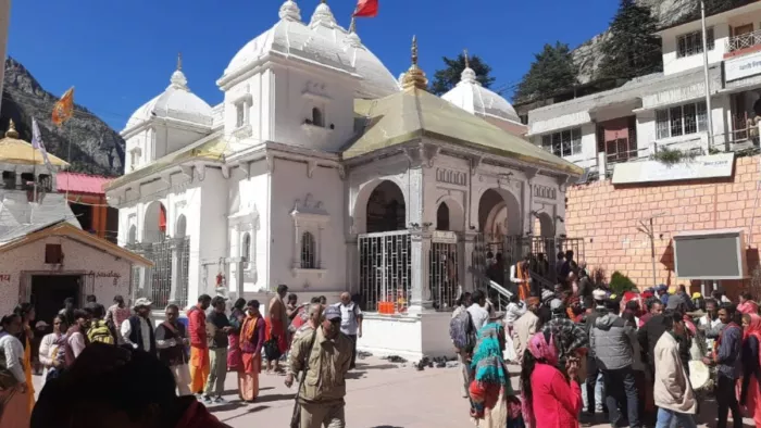 Chardham Yatra 2022 वर्षाकाल के बाद चारधाम यात्रा अपनी रफ्तार पर चल रही है।