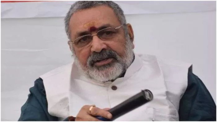 'बिहार में तोड़े जा रहे मंदिर, अपनी रक्षा के लिए हिंदुओं को अब...', BJP सांसद गिरिराज सिंह का बड़ा बयान
