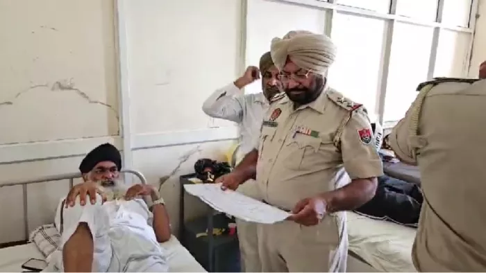 आम आदमी पार्टी के उम्मीदवार पर चढ़ा दी ट्रैक्टर