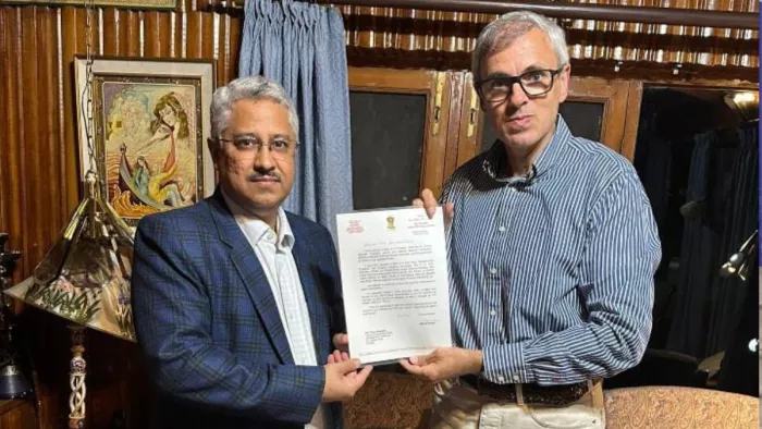 Jammu kashmir Oath Ceremony: उमर अब्दुल्ला 16 अक्टूबर को लेंगे मुख्यमंत्री पद की शपथ।