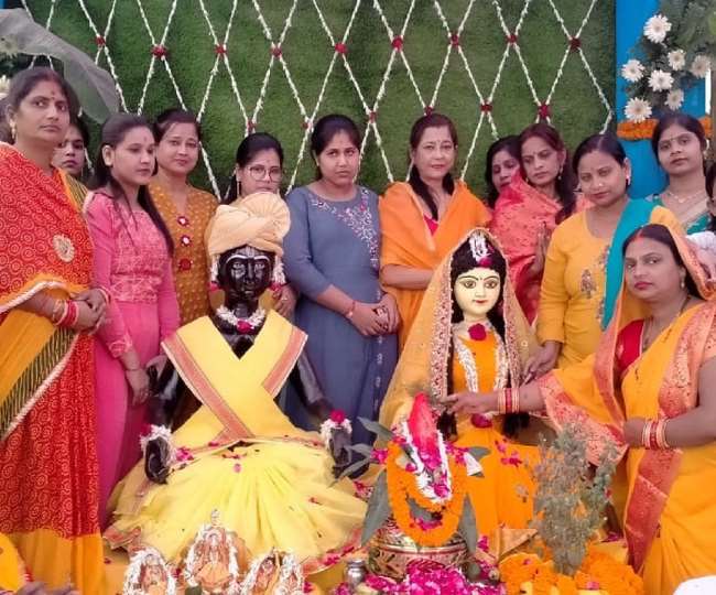 https://www.jagranimages.com/images/newimg/14112021/14_11_2021-tulsi_vivah_2_22205171.jpg
