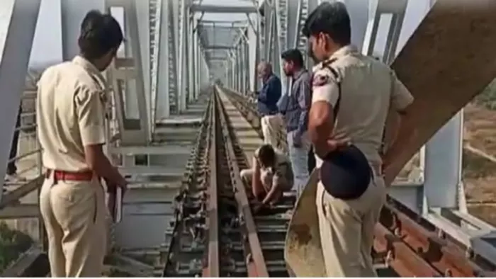 उदयपुर-अहमदाबाद रेलवे ट्रैक पर मरम्मत का कार्य पूरा