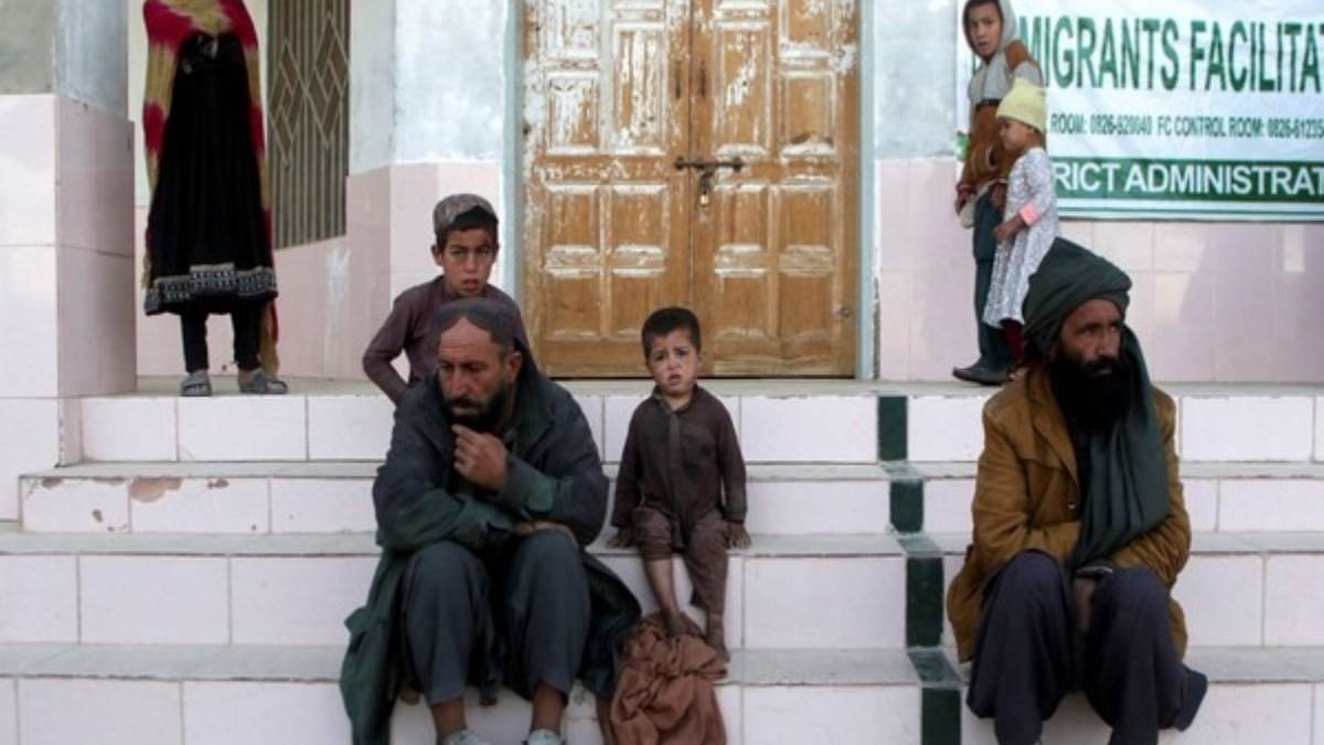 refugees cannot take cash with them taliban minister expresses concern over deportation of afghan migrants from pakistan