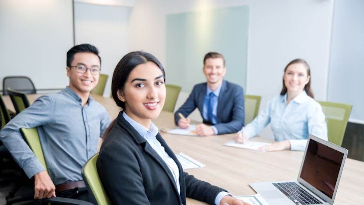 https://www.jagranimages.com/images/newimg/14112023/14_11_2023-aiims_recruitment_2023_3_23579912.jpg
