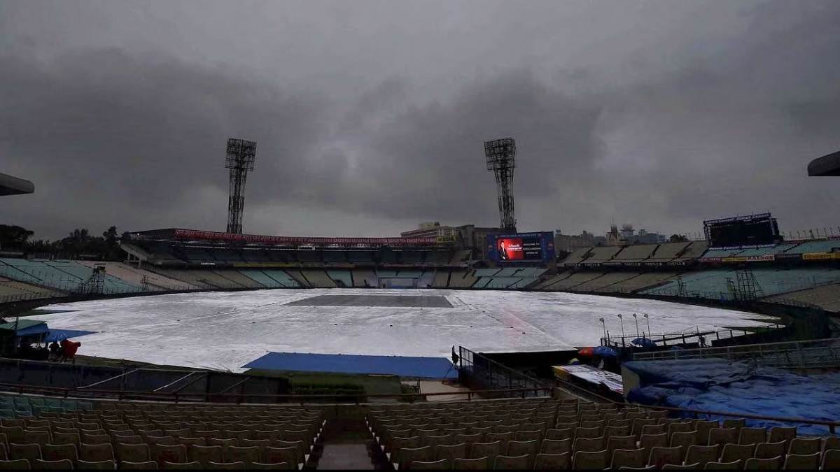 https://www.jagranimages.com/images/newimg/14112023/14_11_2023-eden_gardens_rain_23580340.jpg