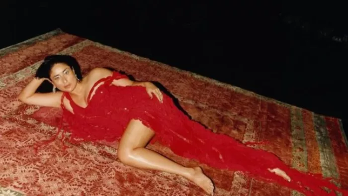Kareena Kapoor Khan Dirty Magazine Photoshoot Pic
