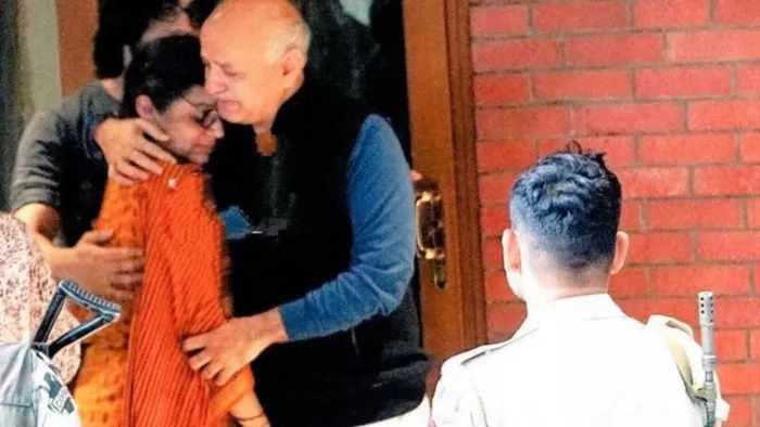 सोशल मीडिया पर मनीष सिसोदिया की यह तस्वीर हुई वायरल। सौ. सोशल मीडिया
