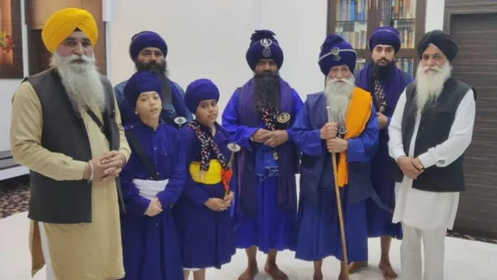 बाबा बलबीर सिंह को जत्थेदार घोषित करने वाला निहंग सिंह निकला सरकारी कर्मचारी