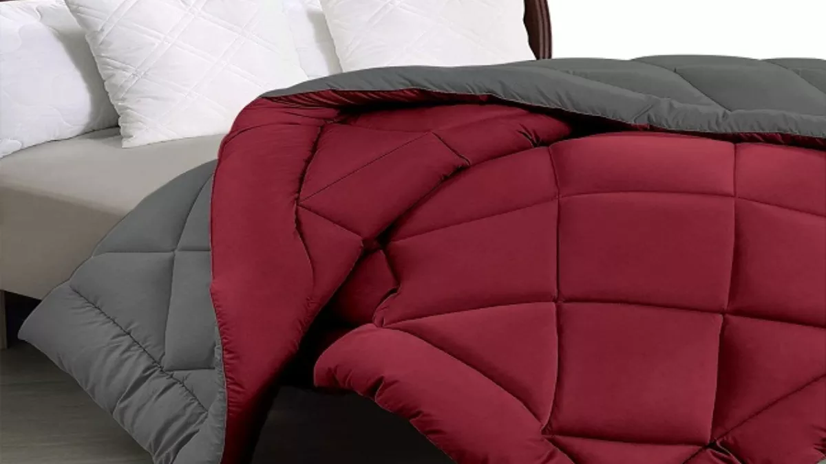बढ़ती ठंड में गर्माहट देंगे ये डबल बेड साइज वाले Soft Blanket, बेडरूम को भी मिलेगा अट्रैक्टिव स्टाइलिश लुक