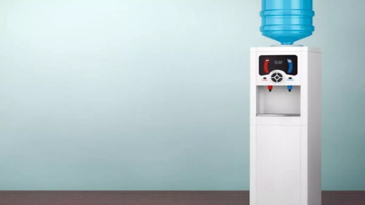 फ्रिज से भी जल्दी ठंडे और गर्म पानी को डिस्पेंस करने आ गए ये बेस्ट Water Dispenser, अब चुटकियों में मिलेगा हर तरह का पानी